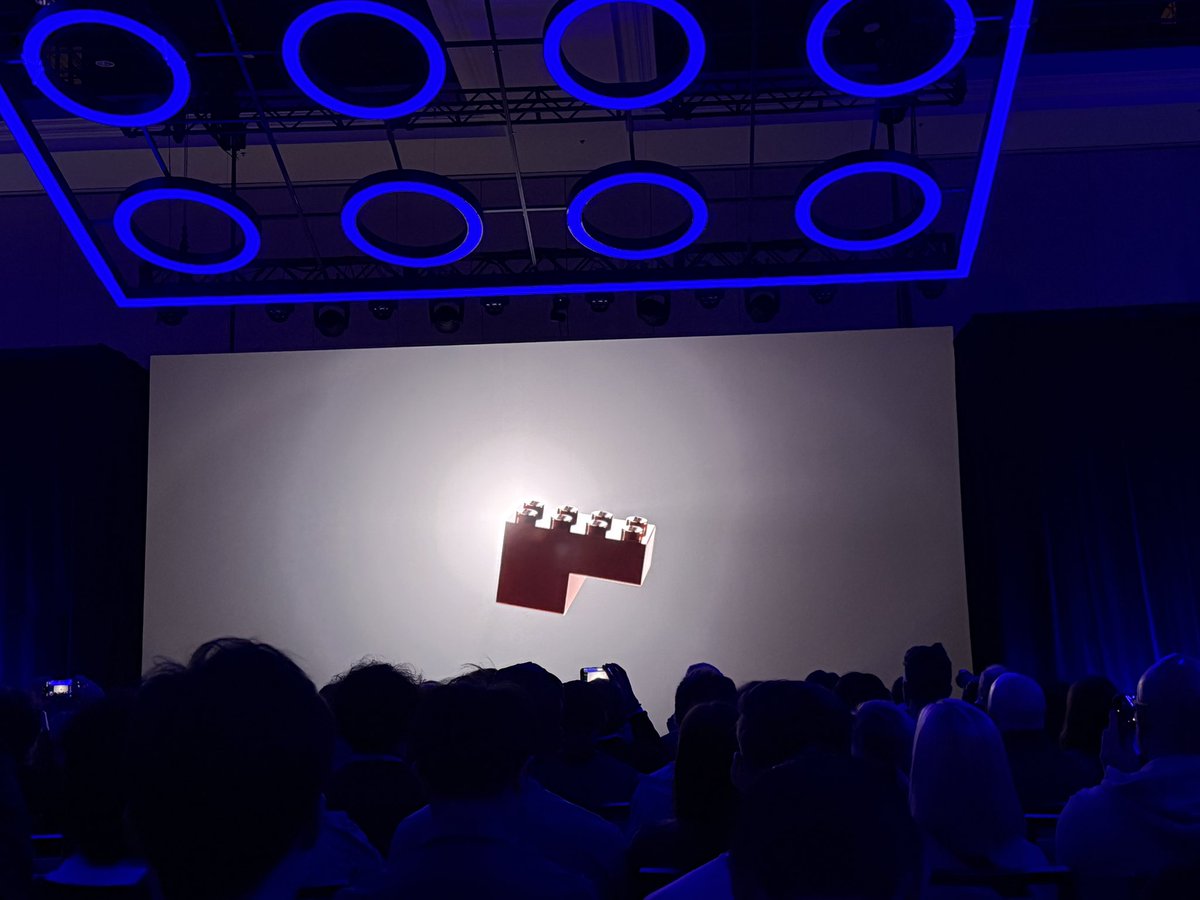 ThatsITLA's tweet image. At the LEGO press conference today at CES they announced a new product that takes play to another level. The brick design opened up endless creativity and imagination. @LEGO_Group @CES #LEGO #CES2026 #brickbuilders #legobricks #creativity #imagination