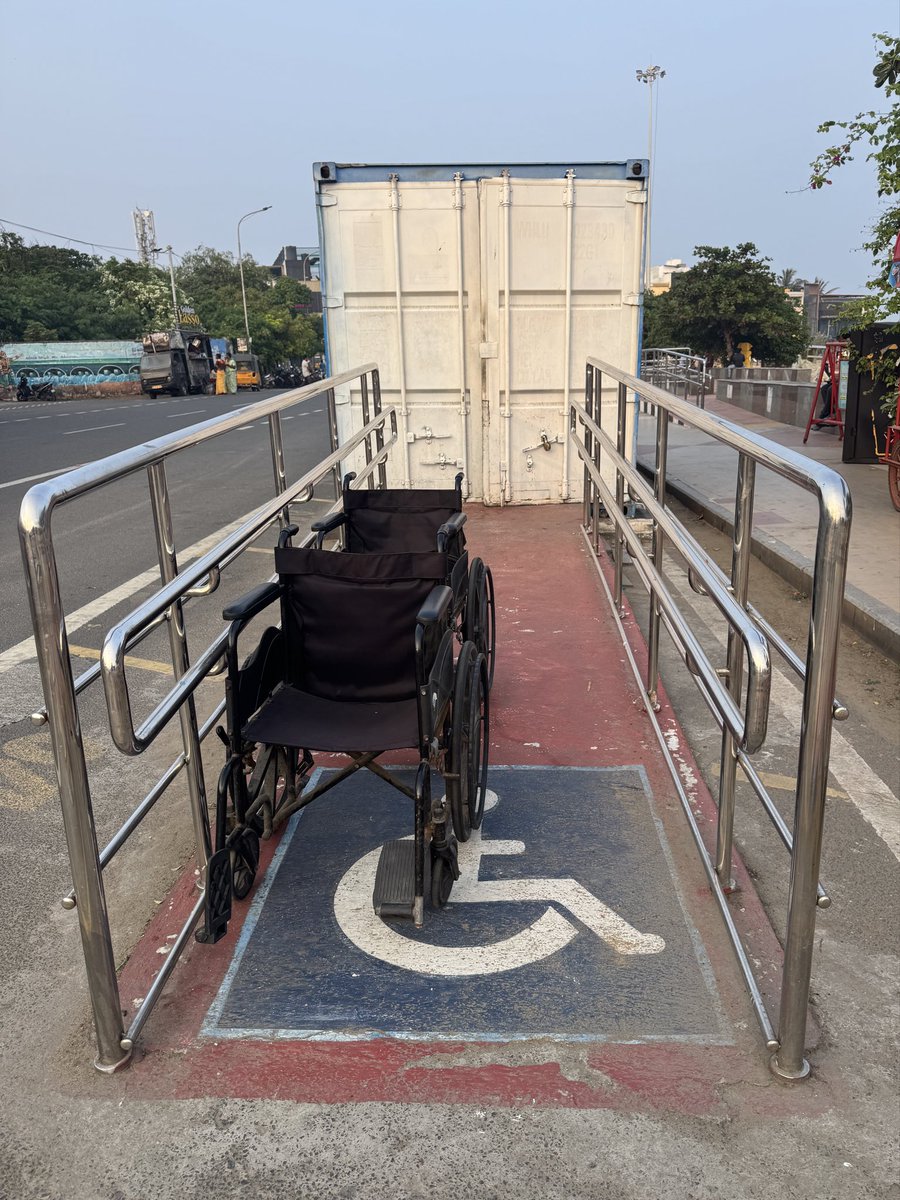 jbquark's tweet photo. This is such a welcome move by TN govt. to make Elliot’s beach accessibility friendly. @mkstalin @chennaicorp I hope to see all beaches, parks, public and private buildings to be accessibility-compliant in providing ramps along with accessible restrooms. https://t.co/Jd0ST1jOee