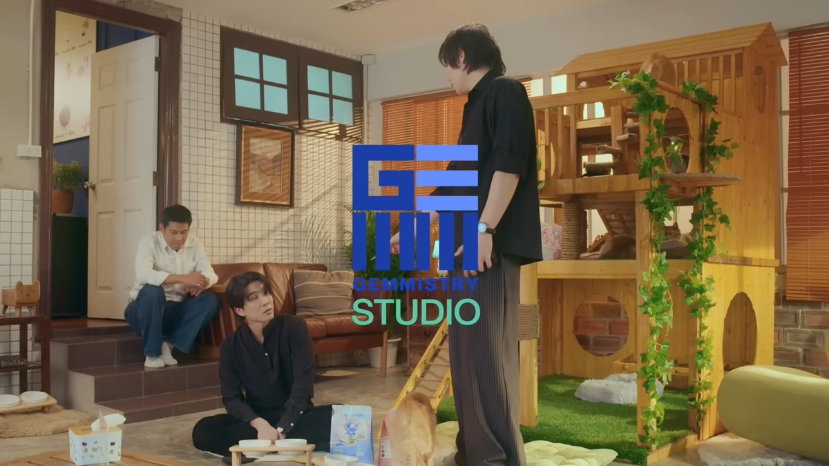 GEMMISTRY STUDIO ปรากฏตัวอยู่ในมีสติหน่อยคุณธีร์และเปย์รักด้วยแมวเลี้ยง เพราะเป็นซีรีส์ที่อยู่ภายใต้การสร้างของเจ็มเอง ไม่ให้ส่งให้เอาท์ซอสภายนอกทำ ดูง่าย ๆ จากชื่อผู้กำกับ พี่เอ็กซ์และพี่อู๋คือผู้กำกับของเจ็มโดยตรง