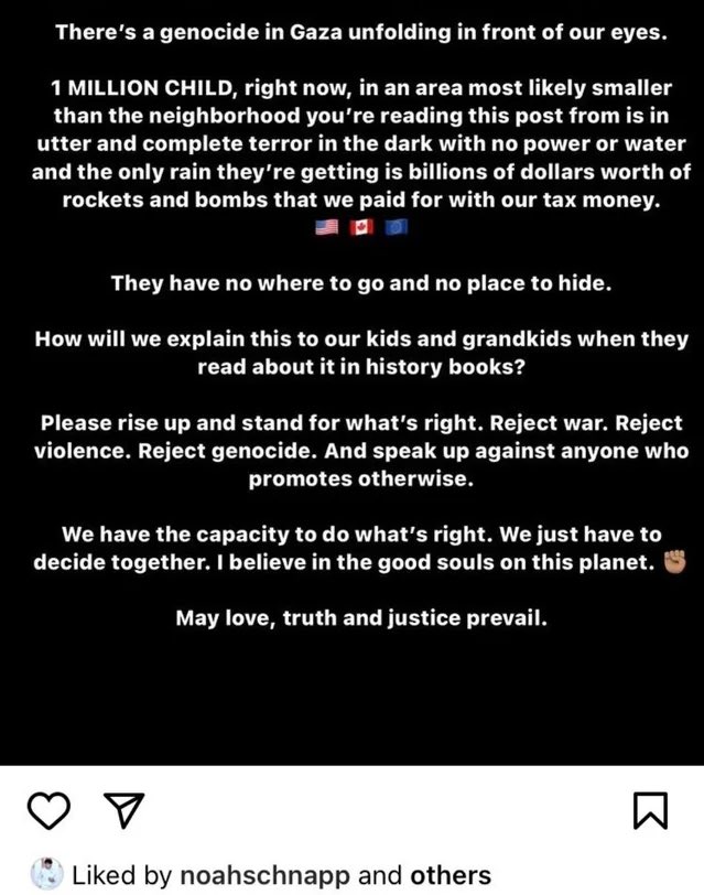 Elias_posts's tweet image. Hey Ariana Grande fans 

You are mad at her for taking a pic with Noah, when he last spoke about Israel 3 years ago when he was 18 &amp;amp; thought Israel was the one getting attacked &amp;amp; Zionism meant a safe place for Jews but you are ok wit her chilling with Scooter, who love the idf.