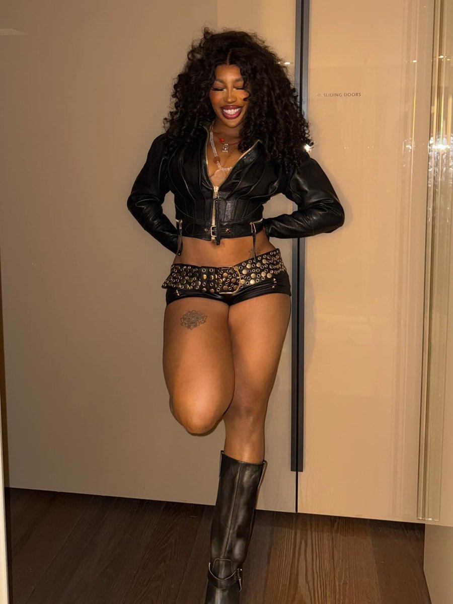 marinasenacervo's tweet image. 🚨SZA anda curtindo as publicações de marina sena no instagram! podemos sonhar com um feat? 👀