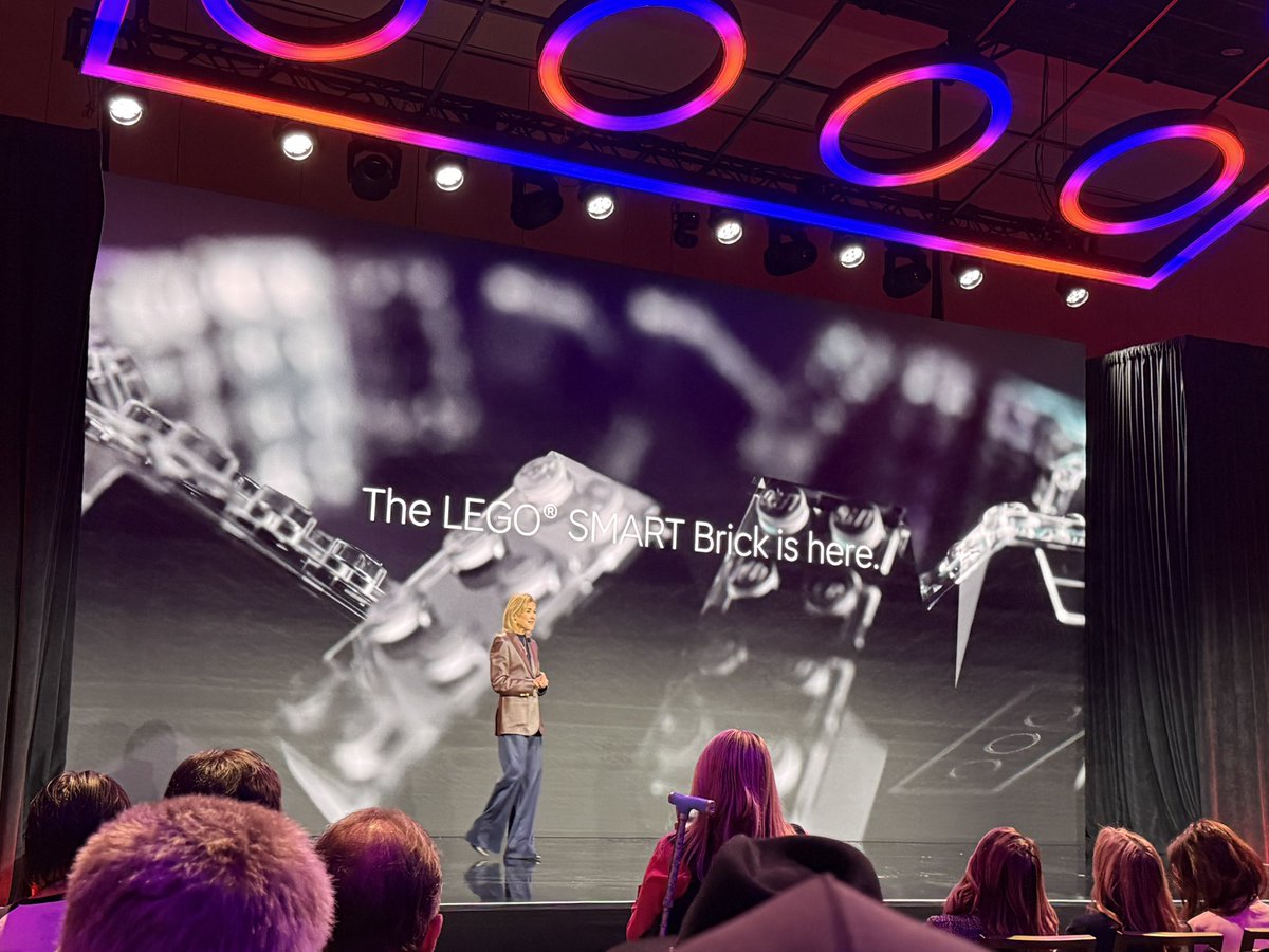 Dean Takahashi tweet media