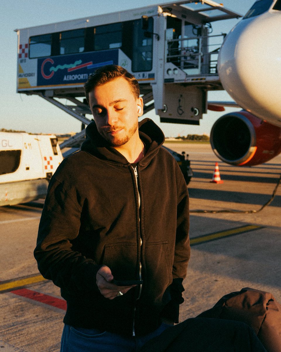 Sem Jacobs tweet media