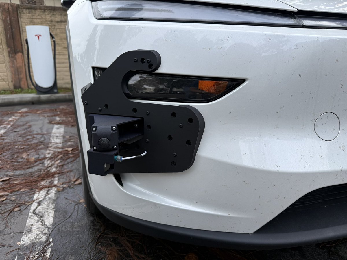 SawyerMerritt's tweet image. I wonder whether the new camera hardware on these Tesla engineering validation vehicles is only for validation, or if they’re also testing potential additional camera locations for future vehicles, or possibly testing Banish?