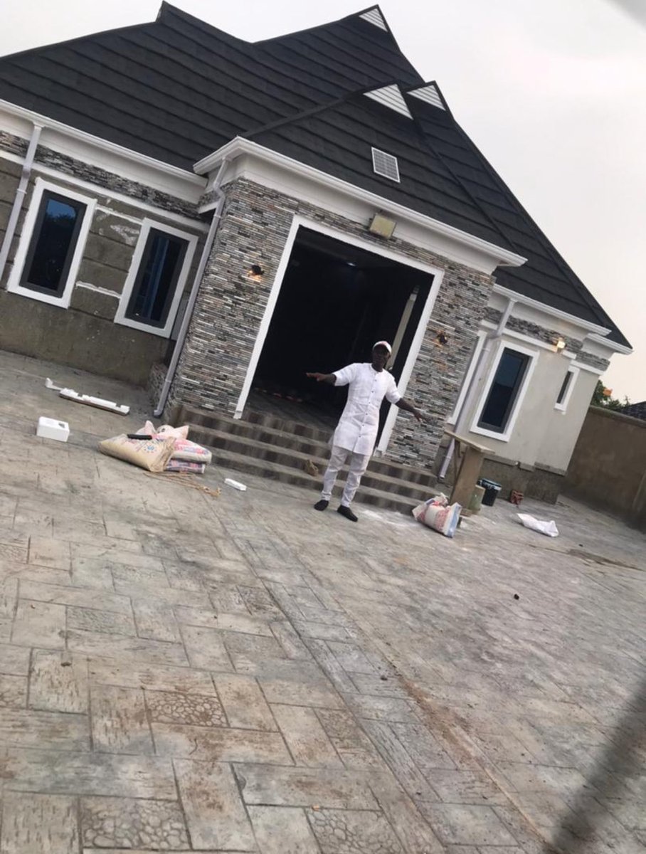 Laytechbuilders's tweet image. ￼0816 058 8408

2026 marks the beginning of a new chapter of excellence, guided by vision, consistency, and an unwavering commitment to quality.

Kolapo Olalekan Muhaymin
CEO, Laytech Builders Limited.
📞 +234 816 058 8408

🔗 Personal profile:
facebook.com/share/1Br3af55…