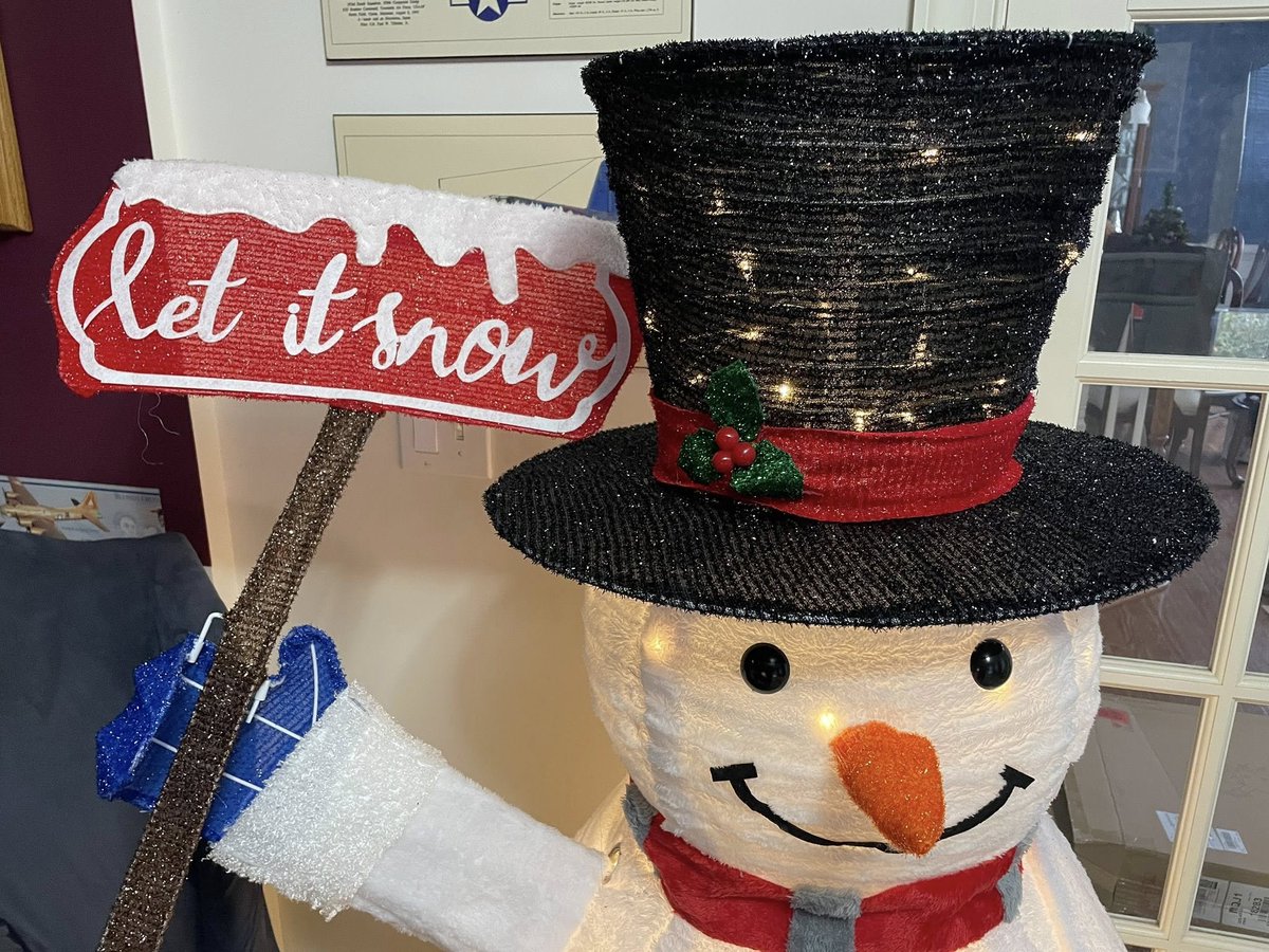 GStephenson_Wx's tweet photo. New for Christmas 2026…
I hope I don’t regret this!!! ☃️❄️🤔
#SpectrumNews1 #ncwx #NoSnow https://t.co/DITZFSaSSE