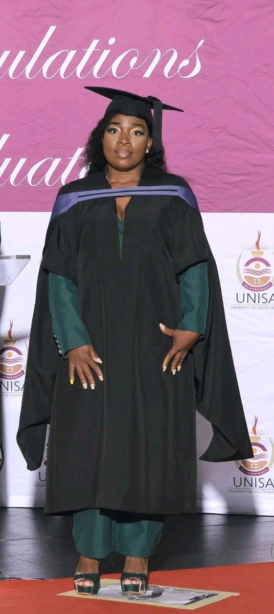 This is Busi Thwala,She is 35 years and from  Mpumalanga  She has a BCom in Financial management,H Cert in EMS,N6 in Business Management.She's been applying with no Luck for years,She needs a Job/internship her number is 0795874635

RT, Please 🙏 
Gwede