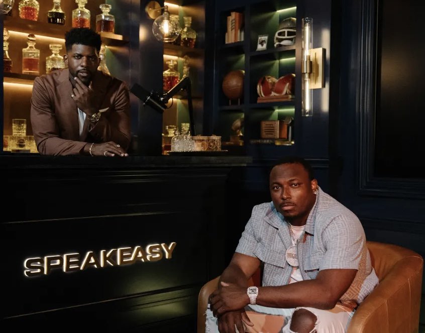 Coach_Yac's tweet image. “The 49ers are not going to win this game and it won’t be pretty. We’re gonna beat the hell out of them… We strap up and get to the quarterback. It’s gonna be a night in hell for CMC and little Brock Purdy.”

— LeSean McCoy

via: @speakeasytlkshw