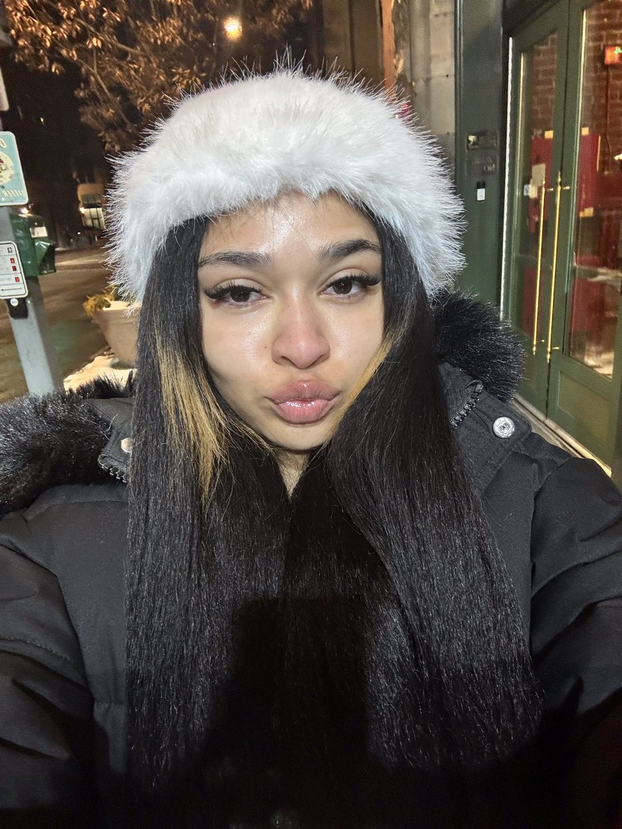 liyah tweet media