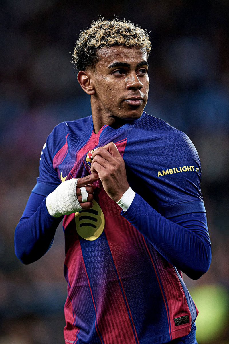 Mohd0k's tweet image. كانسيلو ولامين في الجهة اليمنى،
أوروبا غير مستعدة لهذه الثنائية' 🥶🔥