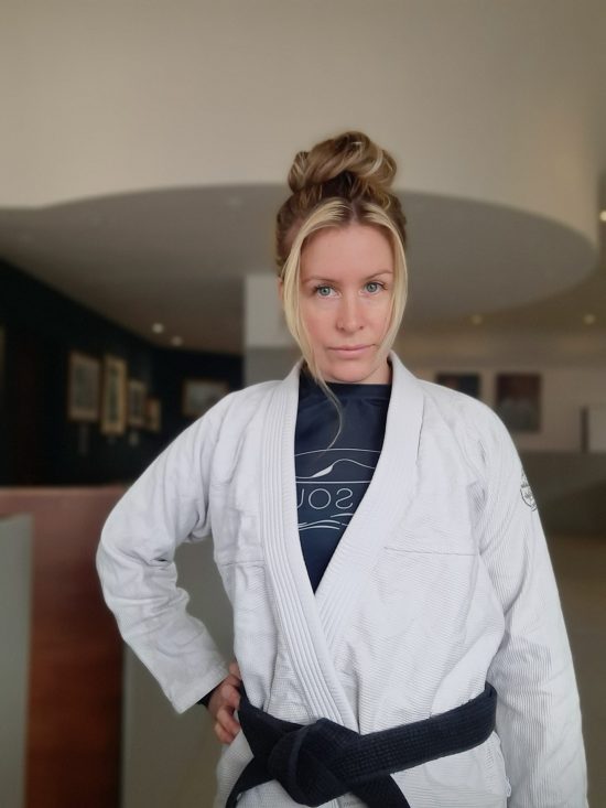 Black Belt, Veronika Venom is touring the EU 🤯 Book your session NOW 👊 
sessiongirls.com/veronika-venom/