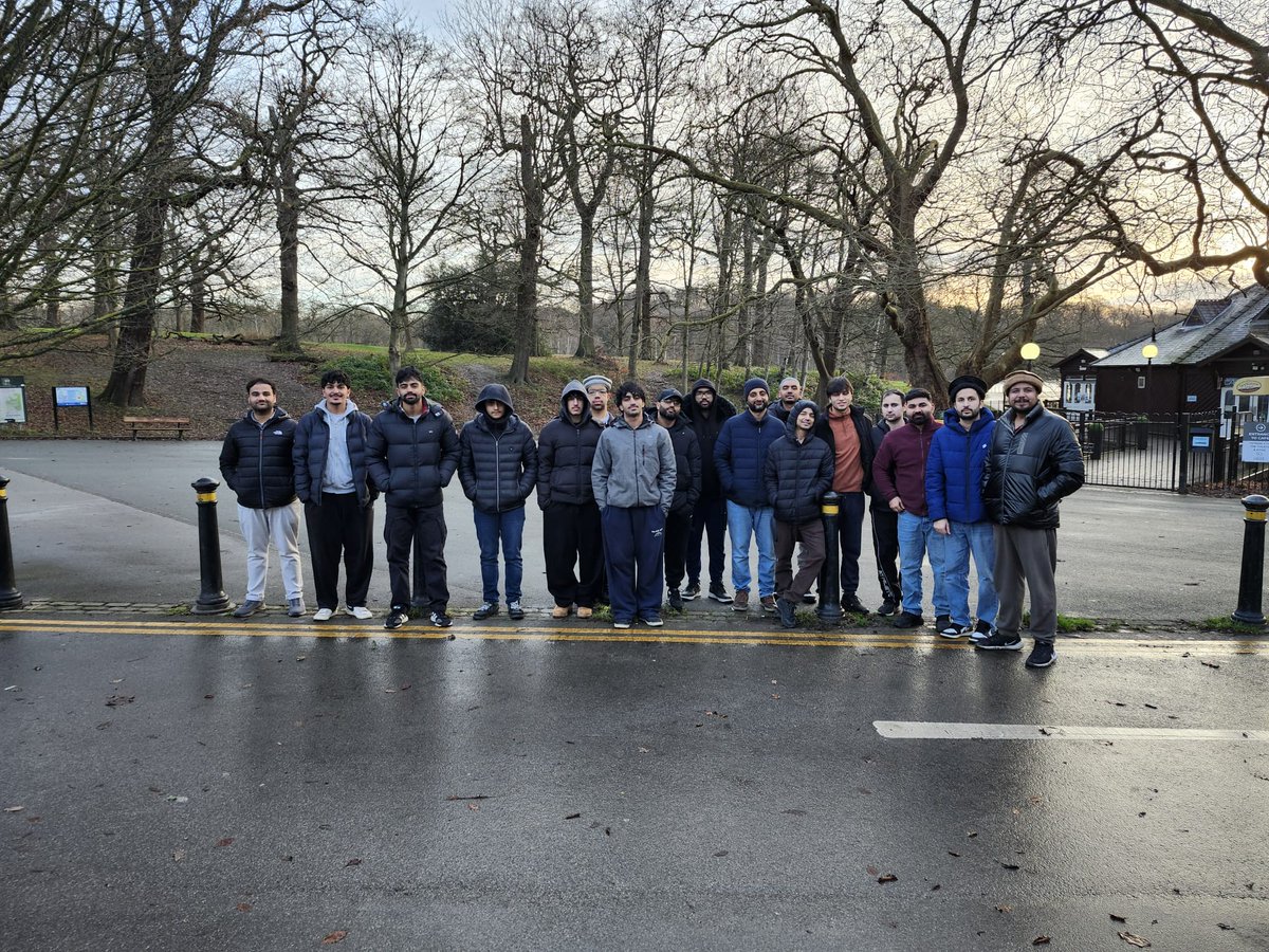 As New Year celebrations ended, Khuddam from Bradford, Newcastle, Hartlepool, Leeds and Keighley  stepped into the cold after morning prayers to clean their local streets. 

Serving their local community whilst emphasising the true teachings of Islam and British values.