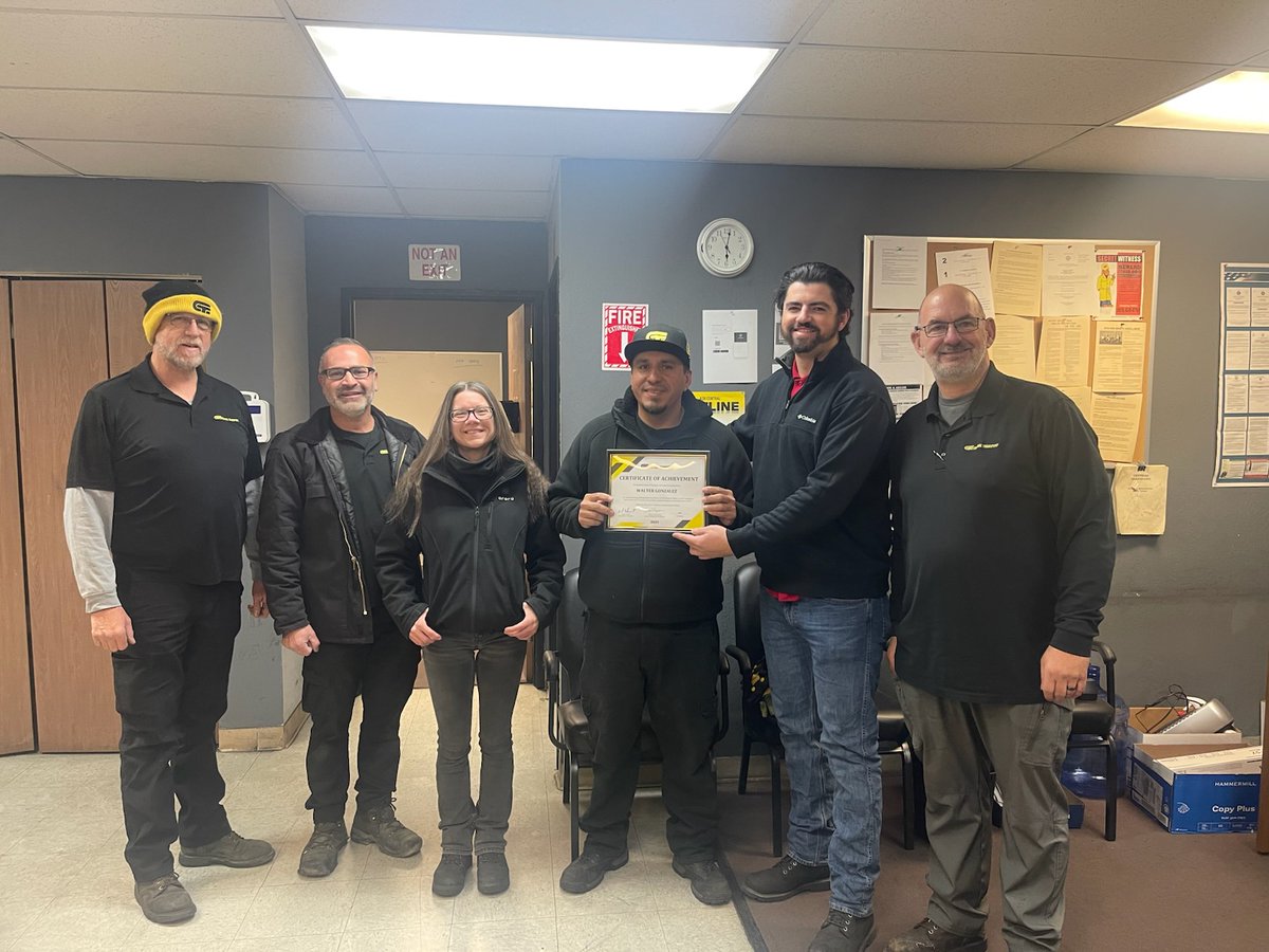 centraltransprt's tweet photo. Recognizing a few of our drivers around the enterprise who have earned a Safe Driver Award. Your focus, professionalism, and commitment to quality set the standard. Thank you all for your service.
#CTPride #BELIEVE #DriversWhoDeliver https://t.co/Kwe8Ou5Gfq