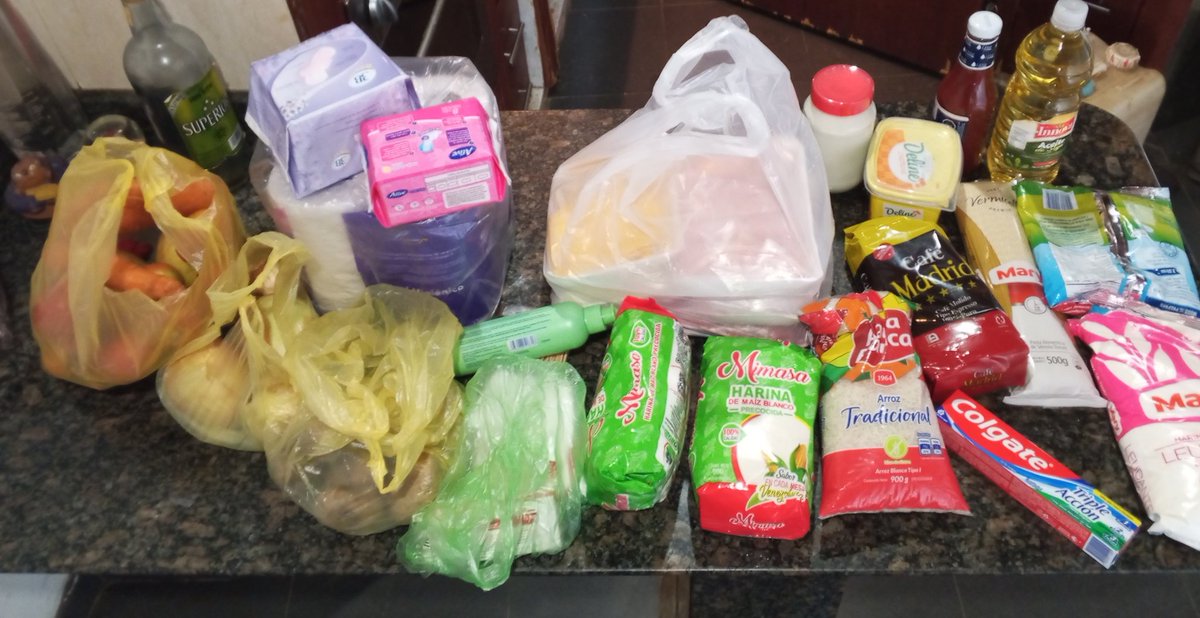 EurylochusCEO's tweet image. I'M BACK

Everything is very expensive rn but I was able to buy many things! Thank u all so much for ur support :')

I still need to buy some things but I'll do it tomorrow it was hard carrying all this by myself 💔