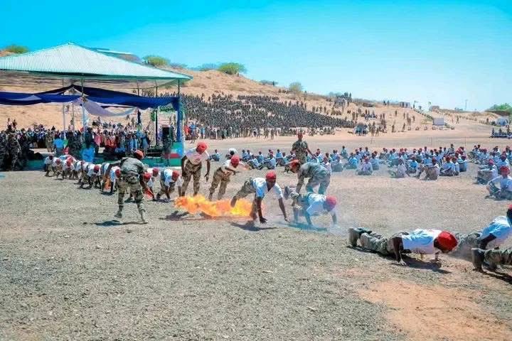 Mustafe_M_Omer's tweet photo. Attended the graduation ceremony of the 18th batch of Somali Region Police in Birkot, Jarar Zone. Together with Federal Security Forces, the Regional Police is playing a crucial role in sustaining the peace in the Region. https://t.co/Wb5NsEKgyY