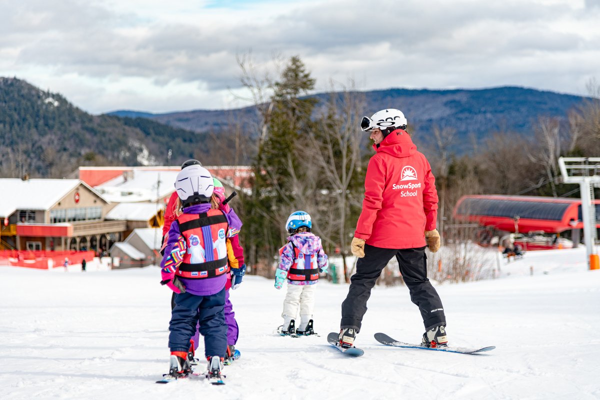 sundayriver's tweet image. 2026 is for leveling up. Hit the mountain with an instructor and make this season your best yet. Head to the link in our bio to book a lesson today.