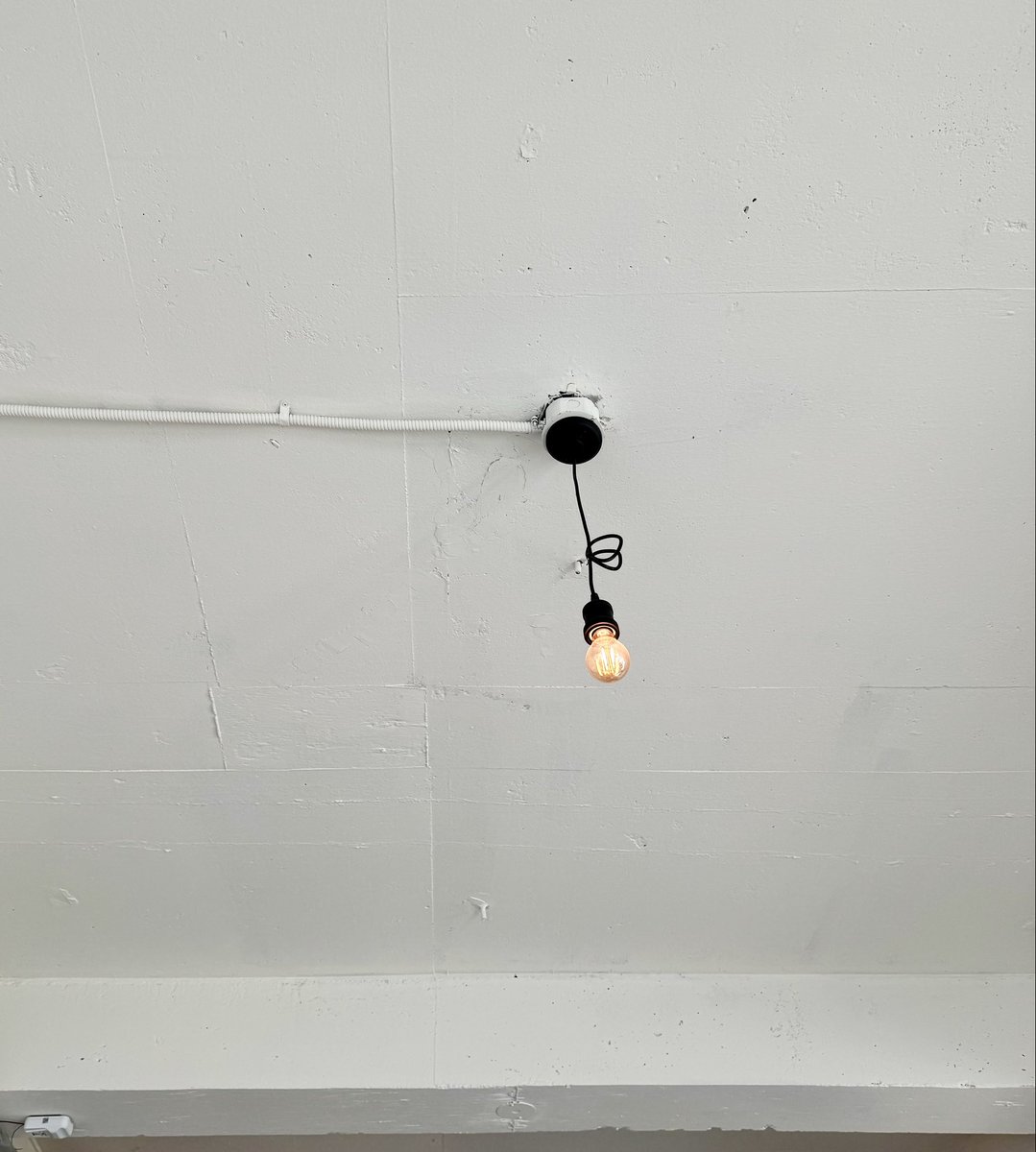 Complex_weekend's tweet image. 어제가 오늘과 같고
내일이 오늘과 같았으면.