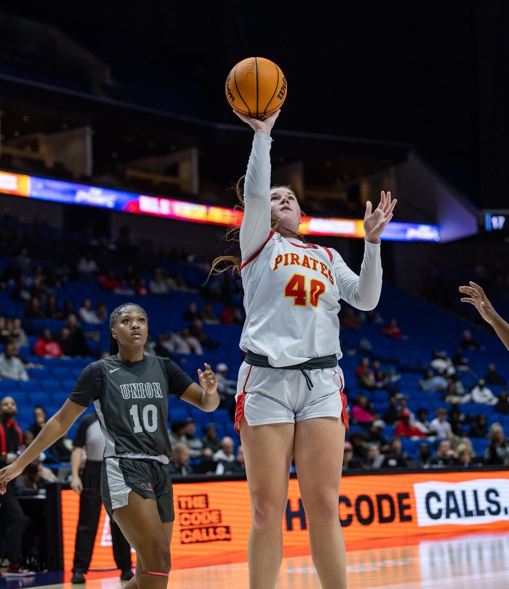 Okbetweenlines's tweet photo. @Danika_34 @daleladybball @HighKeeping @dawg_hoop @PGHOklahoma 

https://t.co/jNk5mbt5ui https://t.co/43wFN5UsGY
