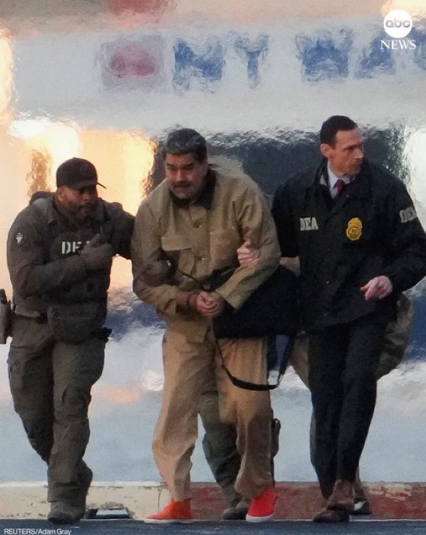 Maduro no tiene 2 días preso y se ha puesto más ropa que yo en un mes