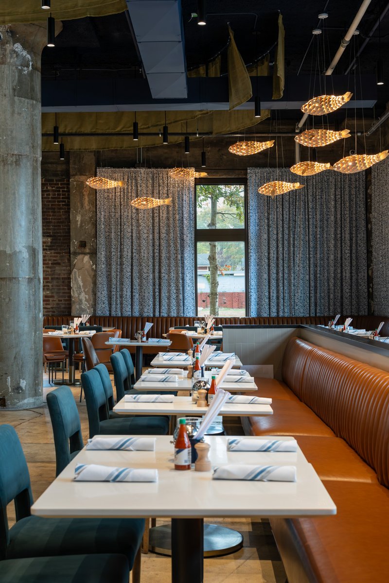Briza brings an elevated dining experience to Memphis’s Crosstown Concourse 

Working closely with the owner and design team, we delivered a space defined by precision, craftsmanship, and collaboration.

#GrinderTaber #construction #commercialcontractor #newconstruction #hardha
