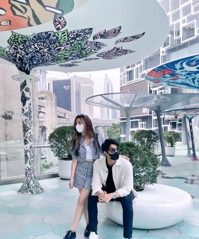 CindyHarvard's tweet image. Actually, I’m so happy for DB now. If this is what makes them happy, who are we to stand in their way? 
I believe in and support eternal love, and I also love Thailand .. 
I visited there before, and the people there are absolutely lovely.