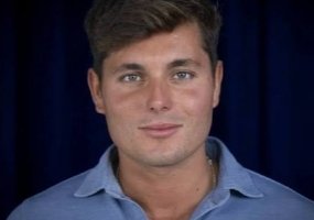 IreneMilln's tweet photo. @vitoquiles Es un  hijo de inmigrante, Donald Trump.👇 https://t.co/JQnrPElk0Z