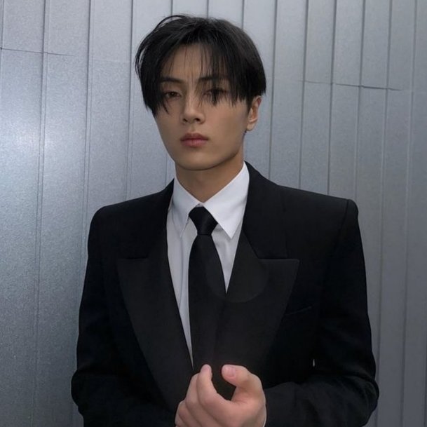 d7vwn_'s tweet photo. sandali lang 🔞

Kaliwa’t kanan ang mga ginagawa ni Jay at Sunghoon sa loob ng opisina. Paano na lang kung umabot sa punto na kailangan nilang mag overnight para tapusin ang mga ito? Kaya ba nilang mag focus o may ibang makakapukaw sa kanilang atensyon? https://t.co/hgf3zZVOsO