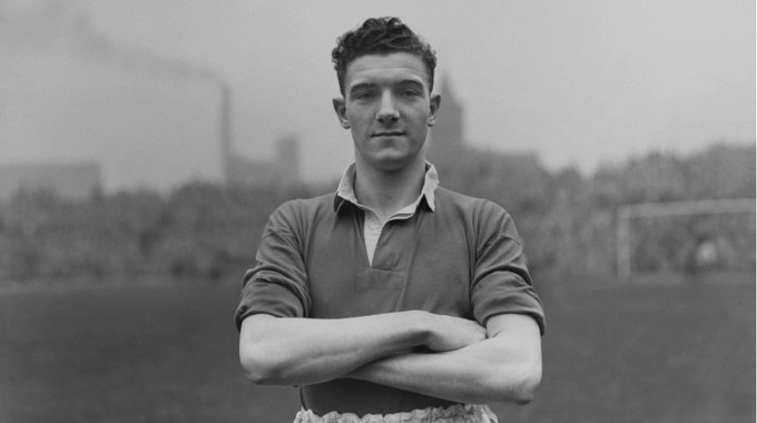 Unitedfans2023's tweet photo. Bill Foulkes (1932-2013)
Manchester United player (1950-1970)
Bill Foulkes was born on this day in 1932
#MUFC #BillFoulkes https://t.co/vUBOvY9ysB