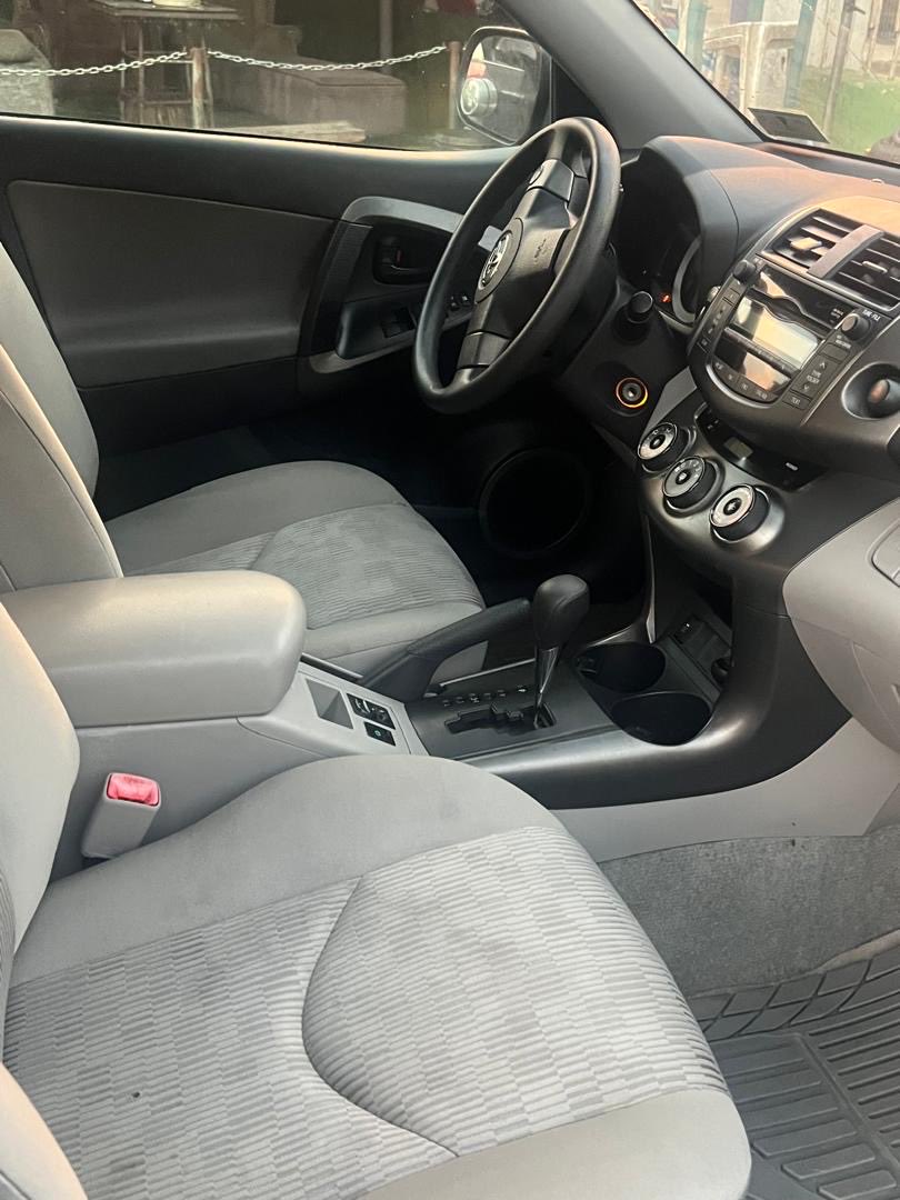 Blank_sol3's tweet photo. Ready  to pick up- toyotal RAV(4)2011 Actual  mileage:167,00km
Price:14.5m
DM/📞07044944559 https://t.co/ChDD2rsoBC