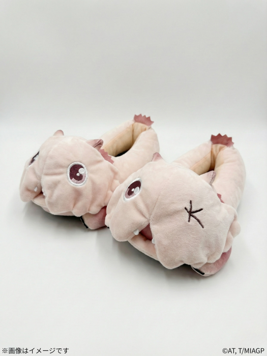 QOOZA × メイドインアビス ミーティルームシューズ メイドインアビス』の「ミーティ」がまさかのルームシューズに。可愛