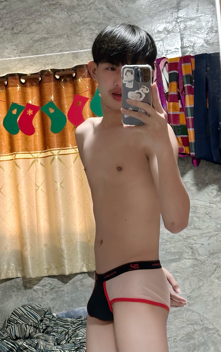 ชาเขียวที่แปลว่าอร่อย 🍀 tweet media