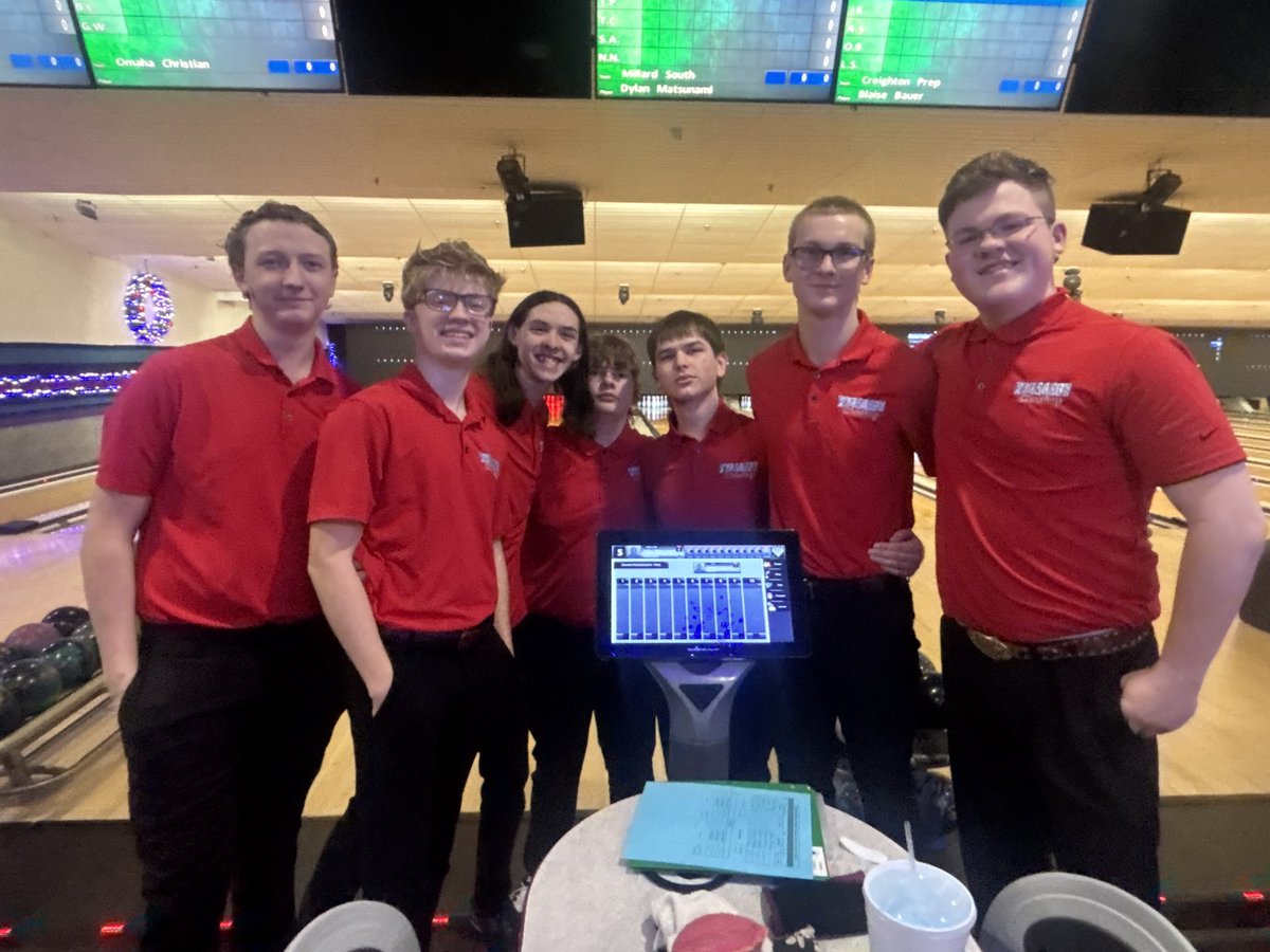 MSHSBowling's tweet photo. Patriots ready for the MN Invite!! https://t.co/fCkKdhfjDT