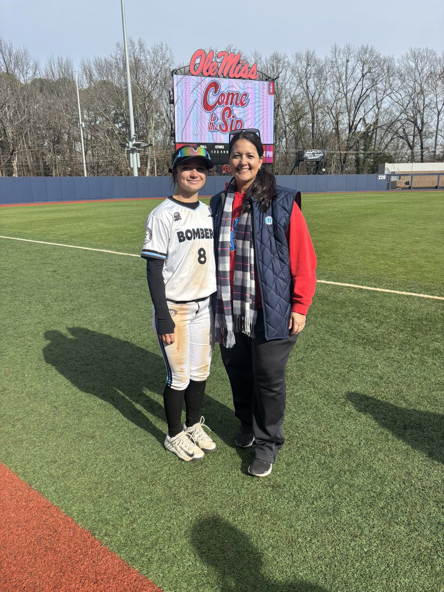 kimber2029's tweet photo. Thank you @OleMissSoftball for having me! I had so much fun in Oxford and hope to be back soon!#OleMiss #Softball #HottyToddy
 @Jamie_Trachsel @CoachMorganK @CoachBBuchanan @KristiMalpass https://t.co/41CUJguq1C