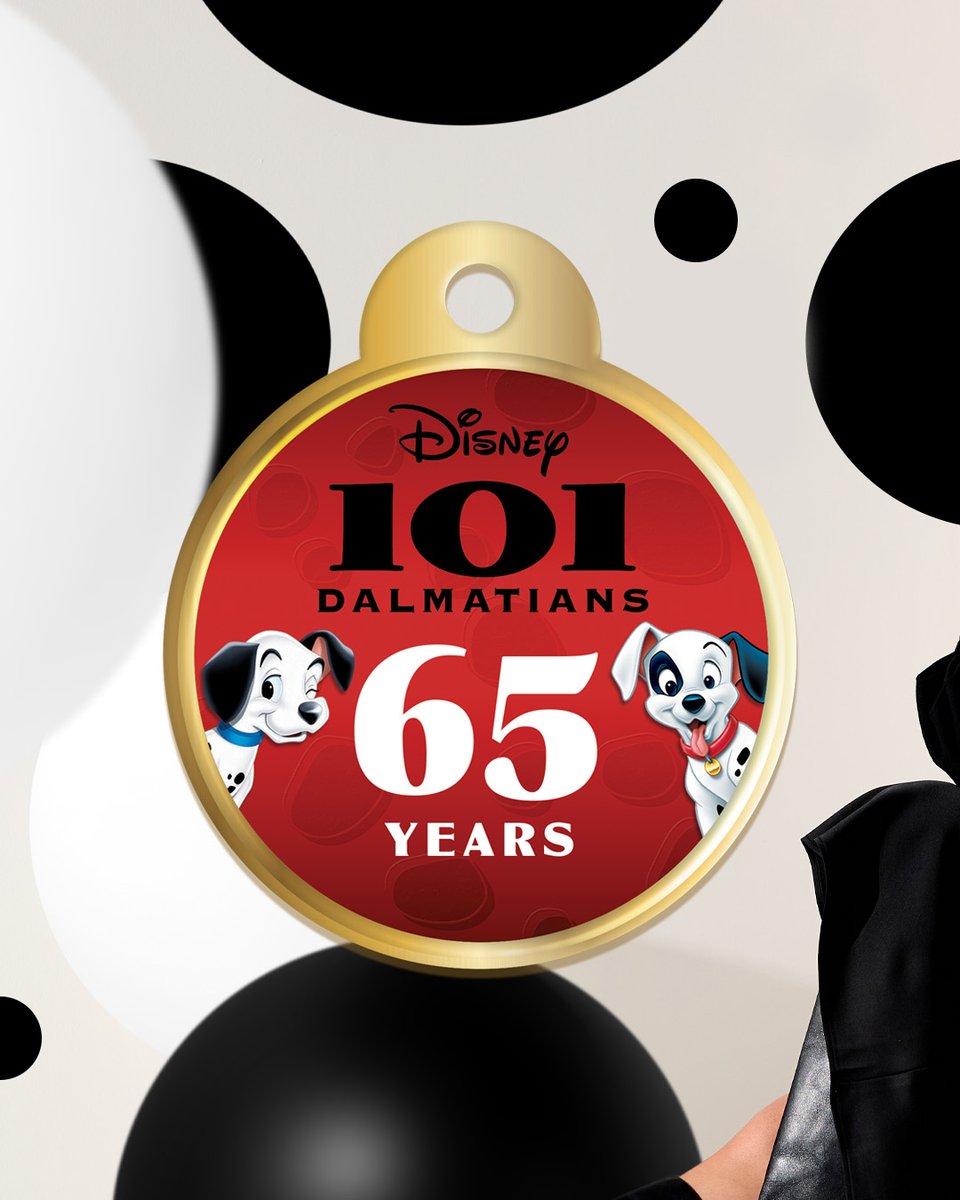 Disney Store tweet media