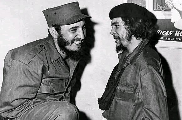 saludcontre's tweet photo. 5 de enero de 1959 📷 Primer encuentro de #FidelCastro y El Che desde la salida de las columnas invasoras de la Sierra Maestra y luego del triunfo revolucionario del 1ro de enero de 1959, en la Ciudad de Camagüey

https://t.co/Rw1NAb1hIR
#100AñosConFidel #Cuba 
#Contramaestre https://t.co/ZOnbuYWfku