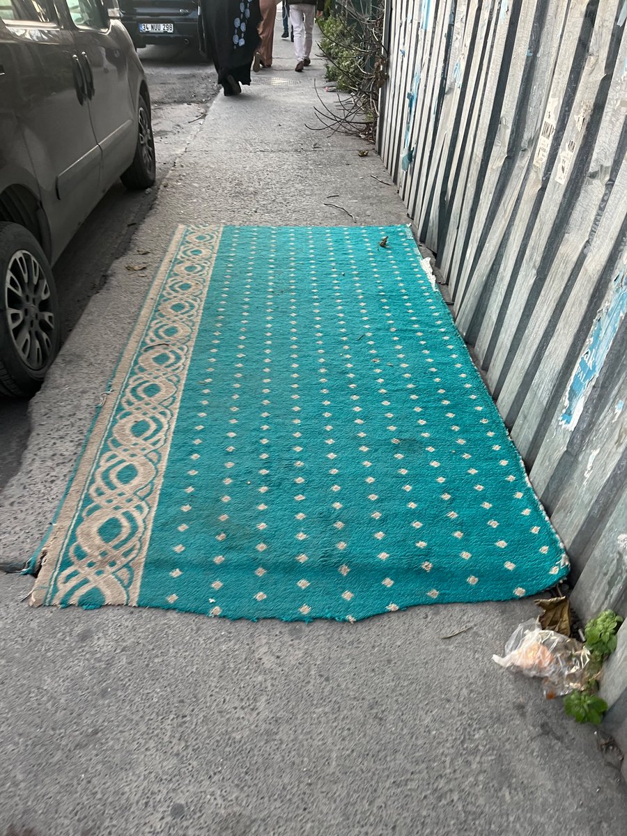 challenge accepted (halıya basmadan yürüdüm)