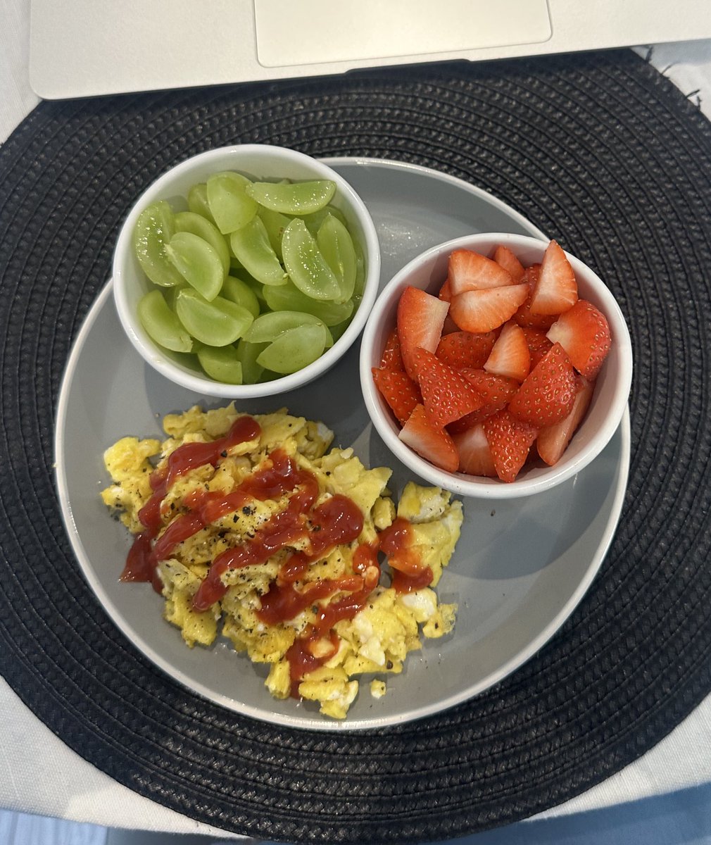bratzbmi's tweet image. 330 cals :)