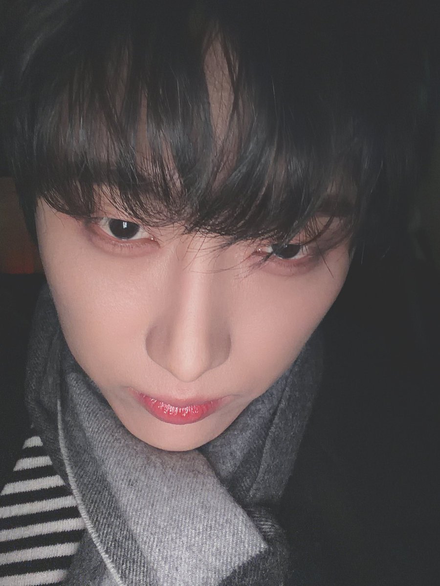 [#OX]

포포포포애기
보보보보고싶다

#OMEGA_X #오메가엑스
#재한 #JAEHAN