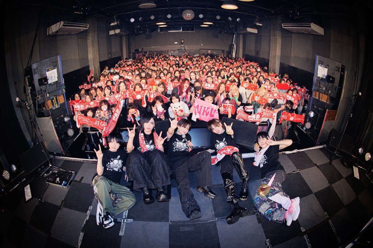 iketeruki's tweet photo. アンカフェNBDツアー大阪2本目

また大阪で素敵な思い出が増えました✨どうもありがとう！きっといつかまた、新たな思い出を一緒に作れますように！

そしてみくくん誕生日おめでとう🎂✨今まで以上に、一緒に楽しんで笑って生きていけたら嬉しいな🌟 https://t.co/J4J092fIhv