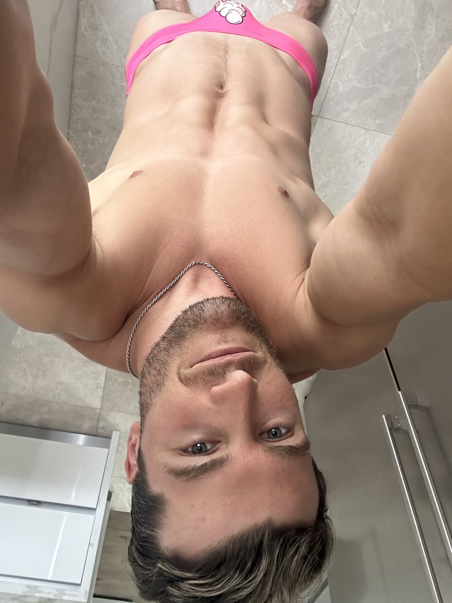 Dluxeboy's tweet photo. https://t.co/F51GmcZXbn

����👅👊🏻 https://t.co/4Tk3NIe6y5
