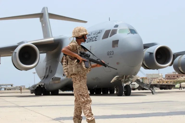 uae_Brief's tweet image. عاجل:

قلق امريكي أوربي بعد إنهاء تواجد الإمارات في اليمن لمكافحة الارهاب وخطر انتشار الفوضى في دول الخليج.