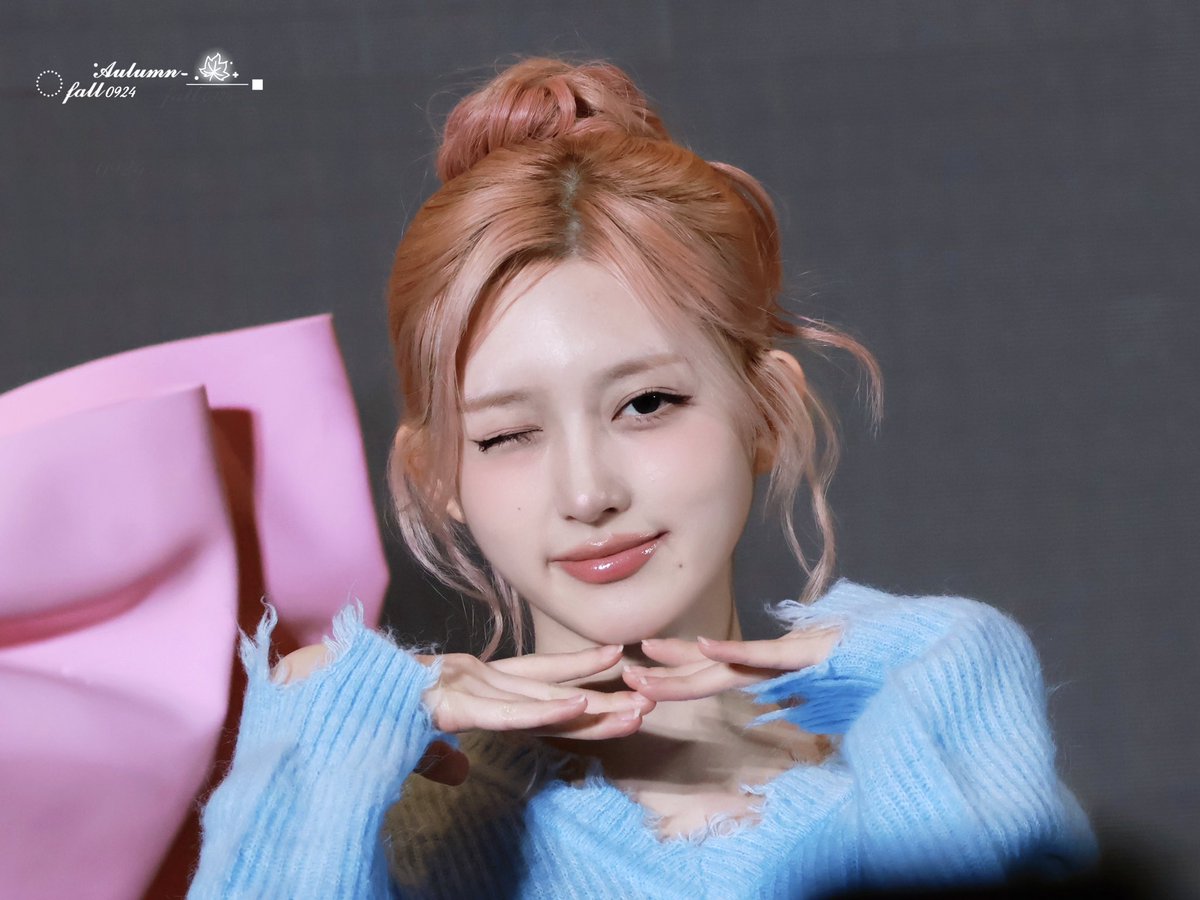 Autumn-fall tweet media