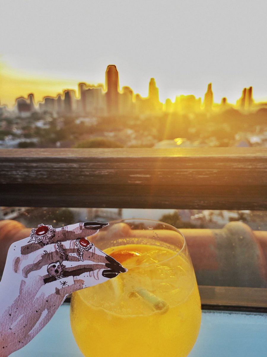 Kumpulan Budak Setan, by Intan Paramaditha, Ugoran Prasad, and Eka Kurniawan.

New year book unlocked.