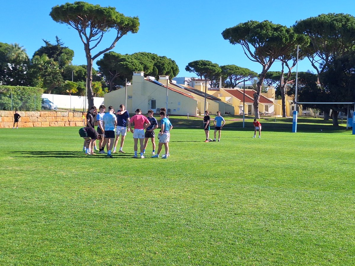 The sun shone for the team run in <a href="/brownsvilamoura/">Browns Sports Resort</a> prior to tomorrow's games vs <a href="/CCRoscrea/">Cistercian College</a> . All the boys in good fettle ! #TTID #TationNation
<a href="/Munsterrugby/">Munster Rugby</a> <a href="/IrishRugby/">Irish Rugby</a>