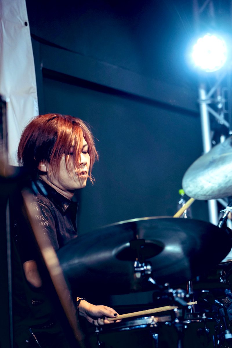 ExtacyInfo's tweet photo. Happy birthday, drummer, hiro!
(@NecosanDrum34)
#EXTACY
photo by Aya (@sai_llium) https://t.co/vPtjKe3CEe
