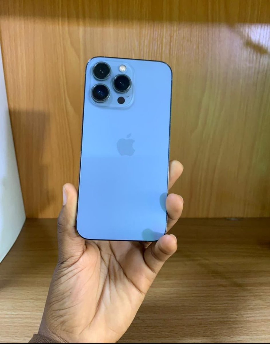AkinyemiGadgets's tweet photo. Direct Uk iPhone 13Pro Max Available At @AkinyemiGadgets https://t.co/zyjrH1lmIH