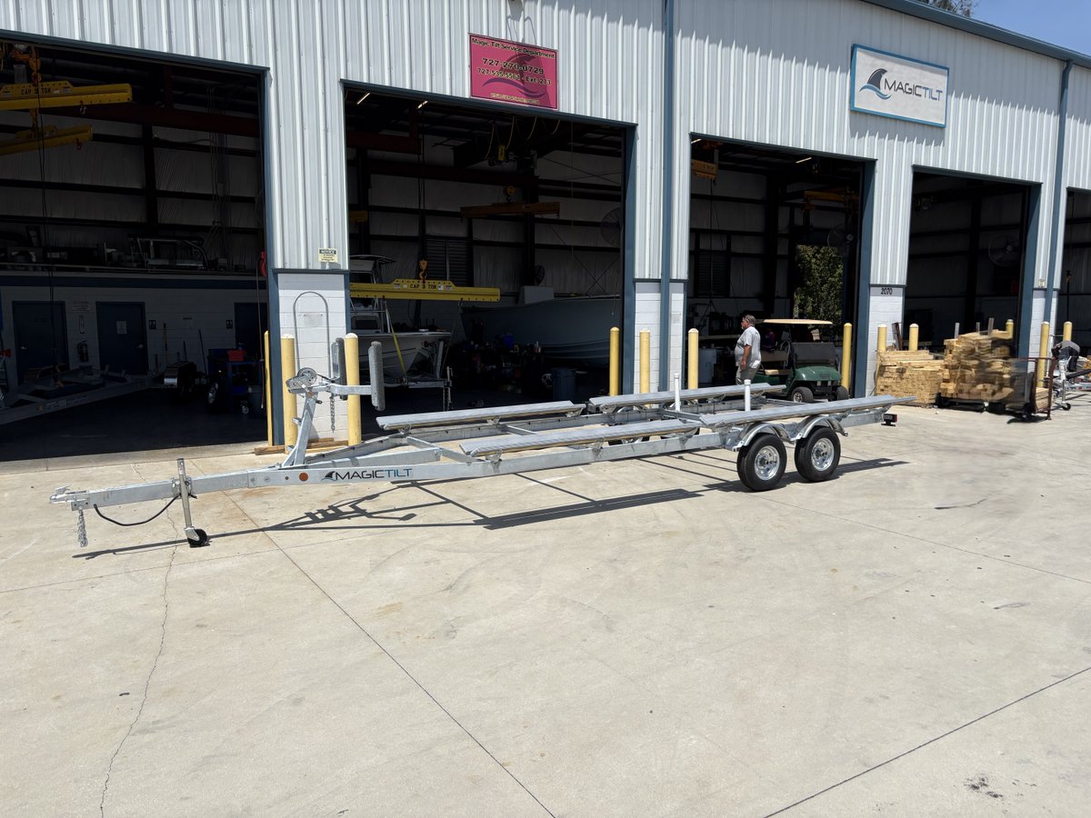 MagicTilt's tweet photo. Need service or parts for your Magic Tilt trailer? Our trusted network of Magic Tilt dealers is ready to answer your questions, provide expert advice, and get your trailer back on the road fast. Find your nearest service location: https://t.co/TbHvqmn4Ag https://t.co/gdJh1uniI7