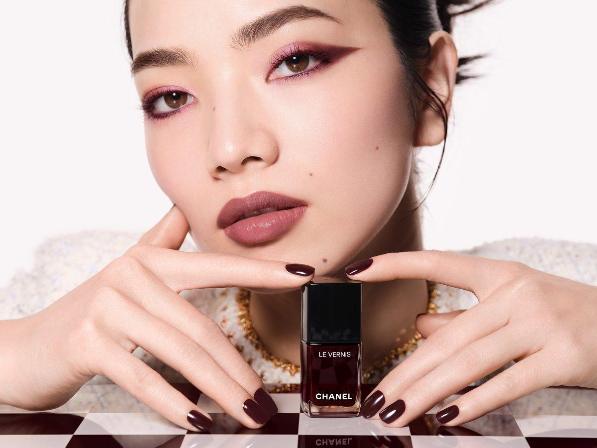 新着】「シャネル」から、ブランドを象徴するシェード「ルージュ