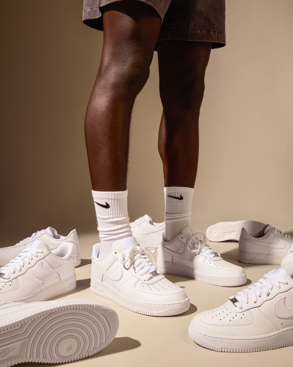 footlocker's tweet image. ooted in the past. Designed for what's next. 

Elevate your rotation with the timeless all-white Air Force 1. Available in-store and online at Foot Locker.