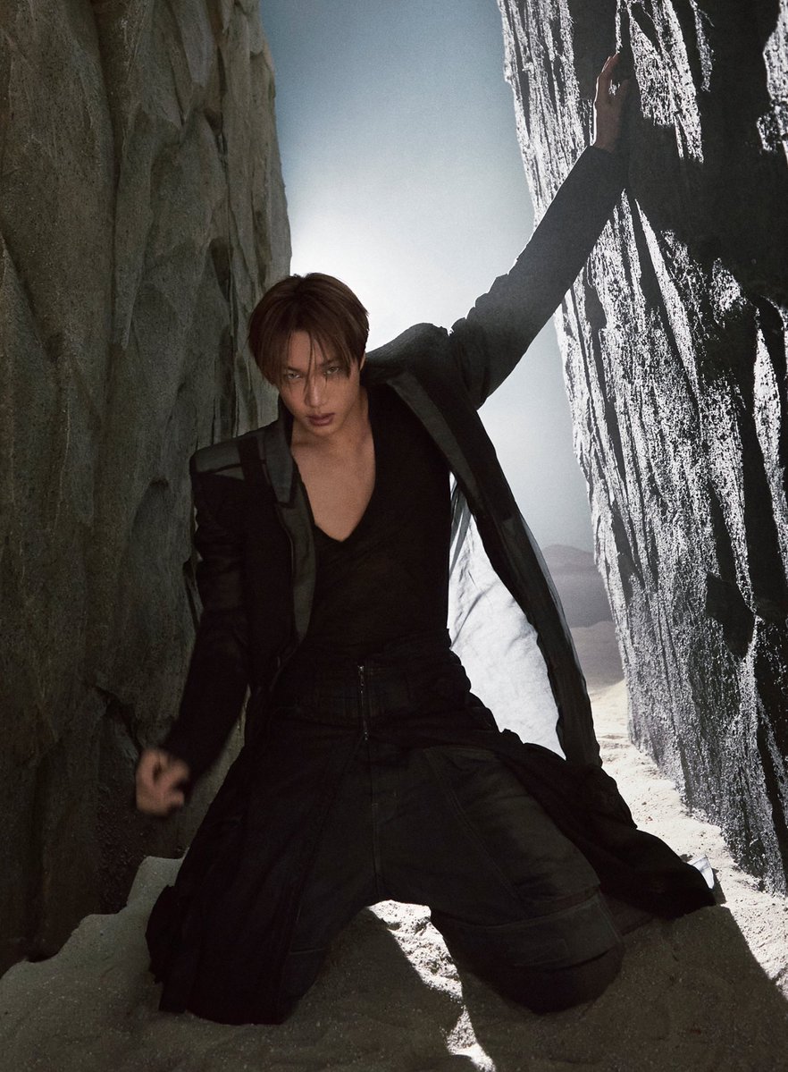 KJSLOOK's tweet image. NOW THATS A FACEE